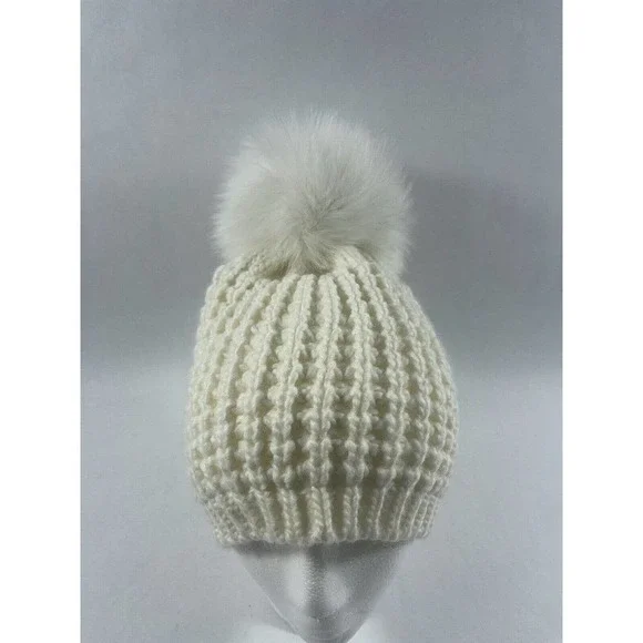 KYI KYI WOMEN’S CLASSIC FOX FUR WAFFLE KNIT POM POM BEANIE IVORY, ONE SIZE - Picture 4 of 8